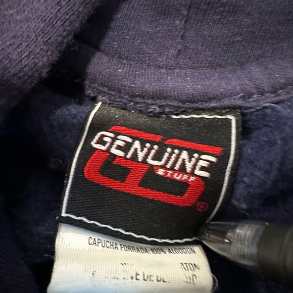 Unisex Sz: Large University of Michigan Wolverine’s Embroidered Logo hoodie. - Picture 6 of 9